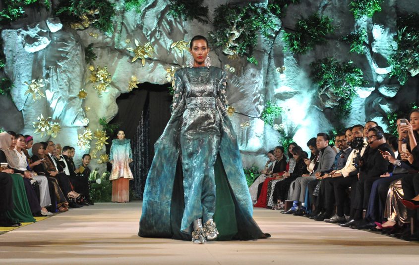 Elegan Bunga Tanjung Selangor Modest Fashion