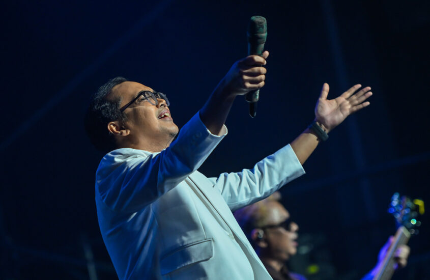 “Pernah gaduh, bertelingkah… Exists kini fasa brotherhood.” – Ezad Lazim